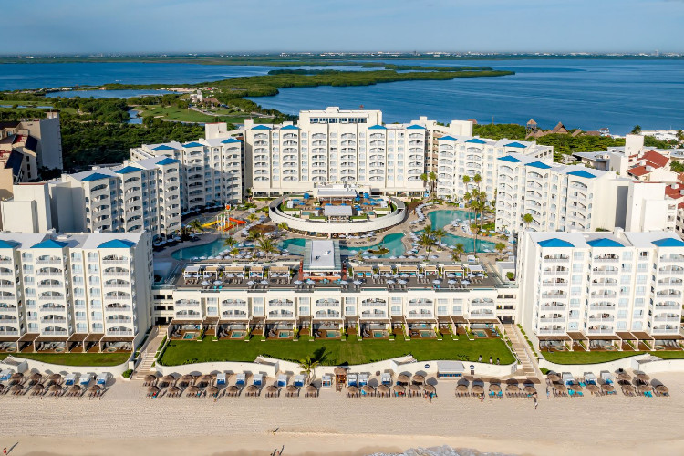 Hilton Cancun