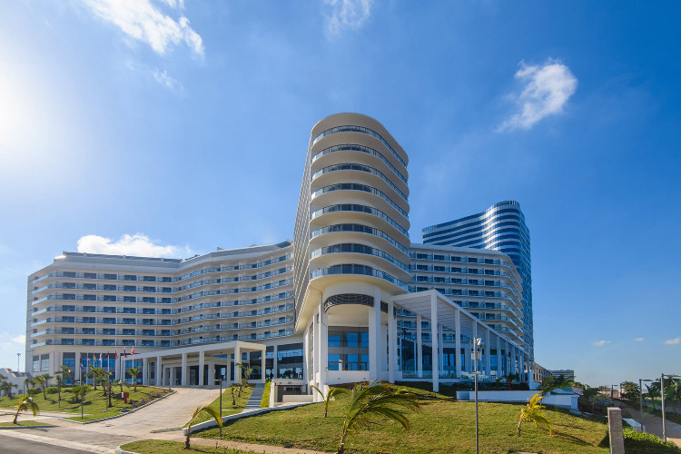 Gran Muthu Habana Tower