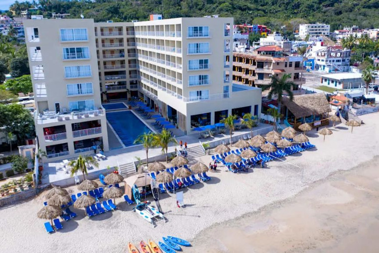 Decameron La Marina