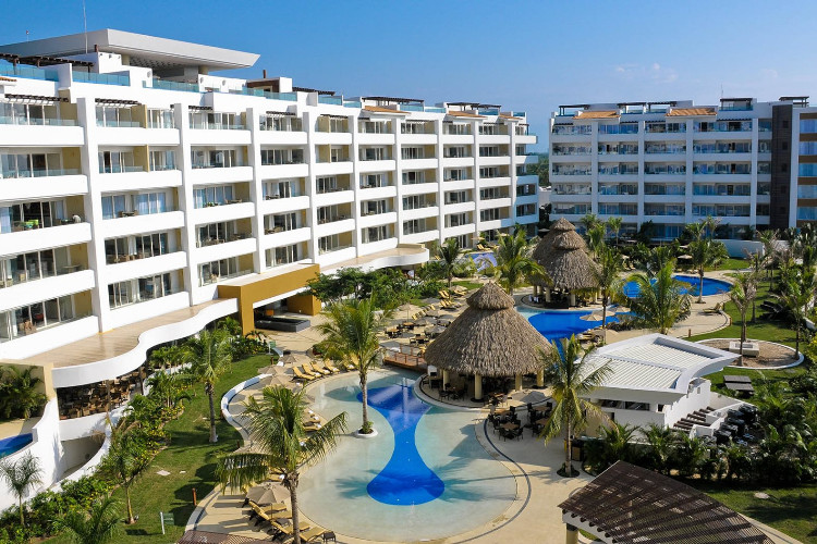 Marival Distinct Residences