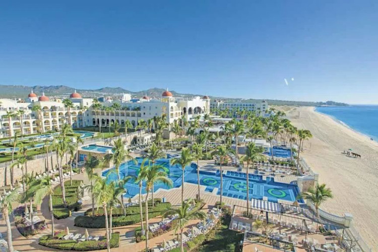 Riu Palace